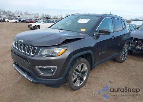 2019 Jeep Compass Limited 4X4 z USA, uszkodzony, nr VIN 3C4NJDCB7KT713488